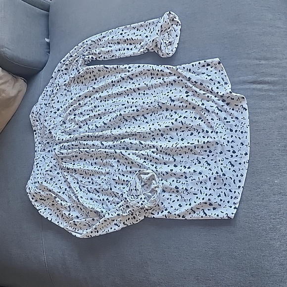 Womens button up top - Picture 7 of 9